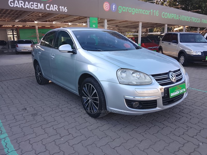 JETTA 2.5 I 20V 170CV GASOLINA 4P TIPTRONIC - 2009 - CAXIAS DO SUL