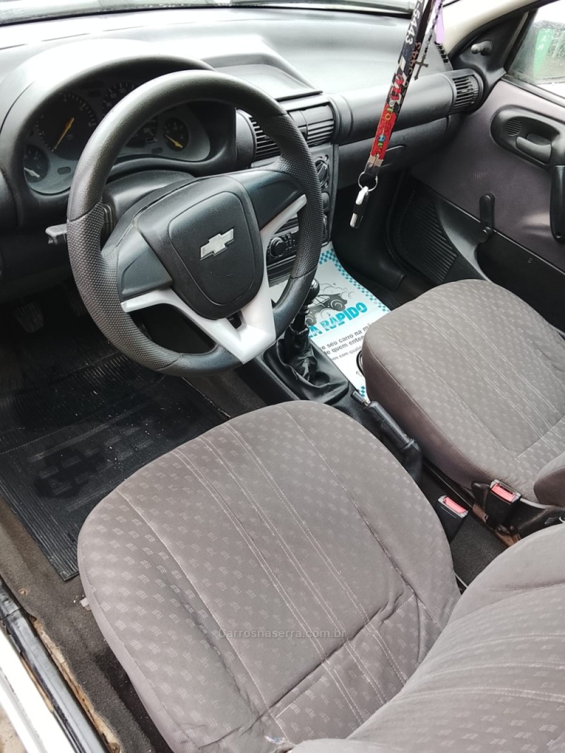 CORSA 1.0 MPFI 8V GASOLINA 4P MANUAL - 1999 - CAXIAS DO SUL