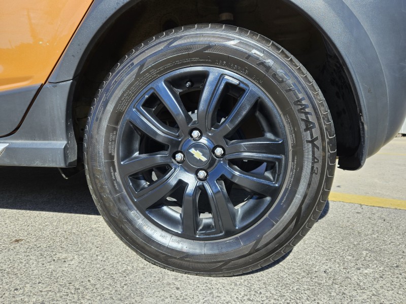 ONIX 1.4 MPFI ACTIV 8V FLEX 4P MANUAL - 2019 - CAXIAS DO SUL