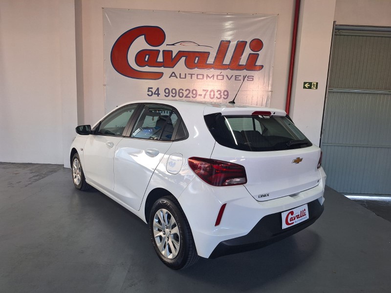 ONIX 1.0 LT 12V FLEX 4P MANUAL - 2022 - CAXIAS DO SUL