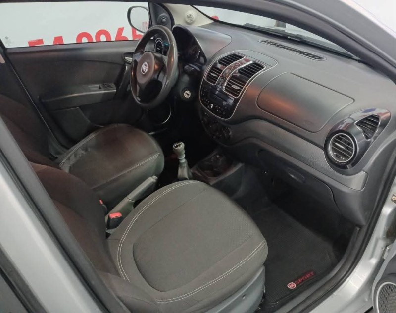SIENA 1.4 MPI ATTRACTIVE 8V FLEX 4P MANUAL - 2013 - CAXIAS DO SUL