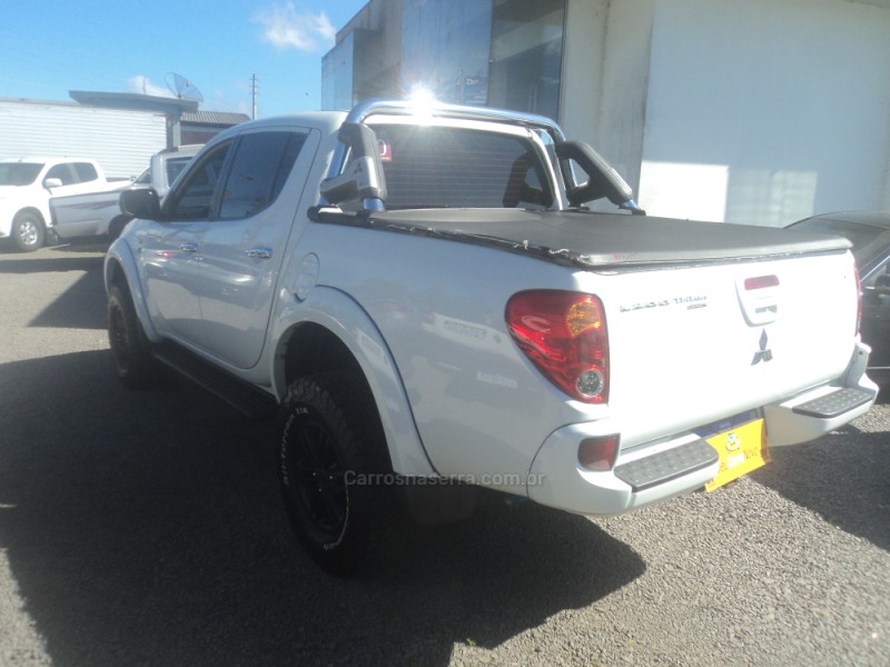 L200 TRITON 3.2 HPE 4X4 CD 16V TURBO INTERCOOLER DIESEL 4P AUTOMÁTICO - 2015 - FARROUPILHA