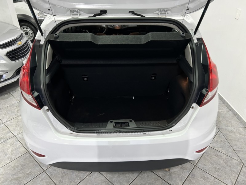 FIESTA 1.5 SE HATCH 16V FLEX 4P MANUAL - 2015 - NOVA PRATA