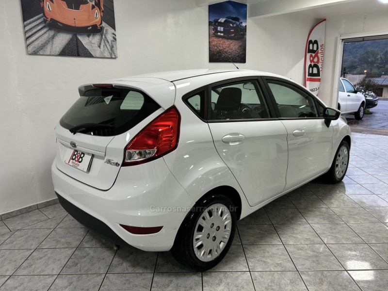 FIESTA 1.5 SE HATCH 16V FLEX 4P MANUAL - 2015 - NOVA PRATA