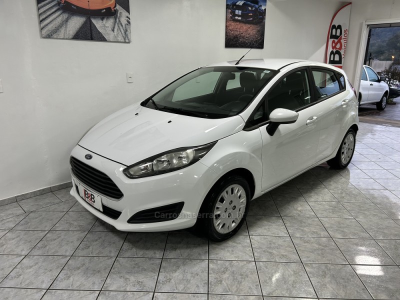 FIESTA 1.5 SE HATCH 16V FLEX 4P MANUAL