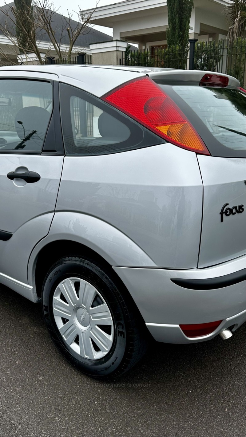 FOCUS 1.6 GL 8V FLEX 4P MANUAL - 2008 - BENTO GONçALVES