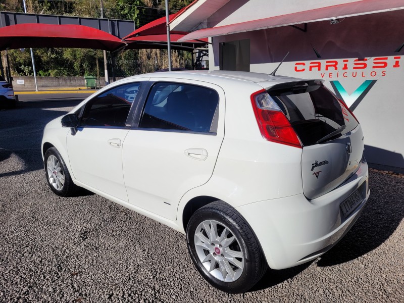 PUNTO 1.6 ESSENCE 16V FLEX 4P MANUAL - 2012 - CARLOS BARBOSA