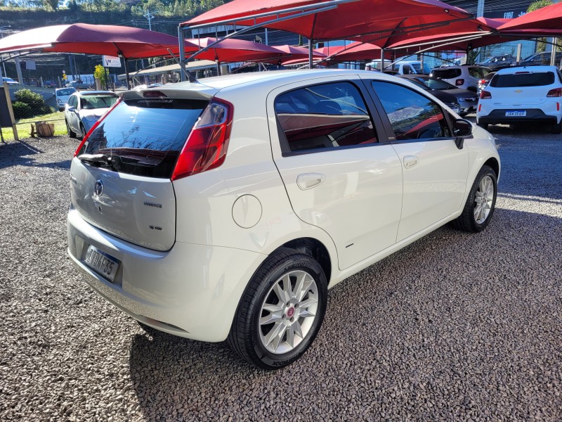 PUNTO 1.6 ESSENCE 16V FLEX 4P MANUAL - 2012 - CARLOS BARBOSA