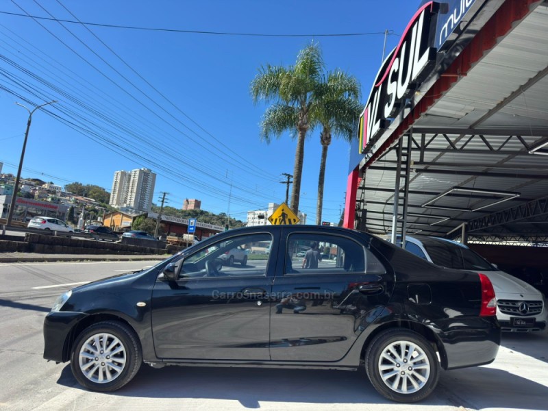 ETIOS 1.5 XLS 16V FLEX 4P MANUAL - 2013 - CAXIAS DO SUL