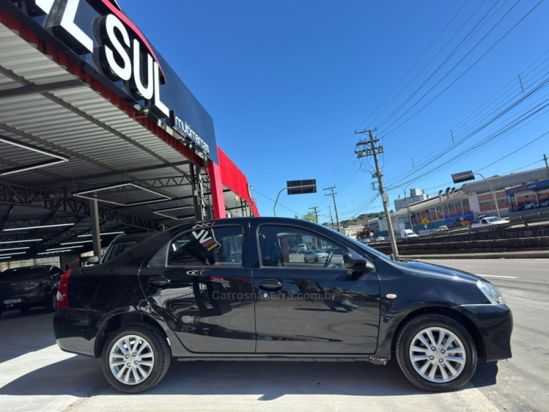 ETIOS 1.5 XLS 16V FLEX 4P MANUAL - 2013 - CAXIAS DO SUL