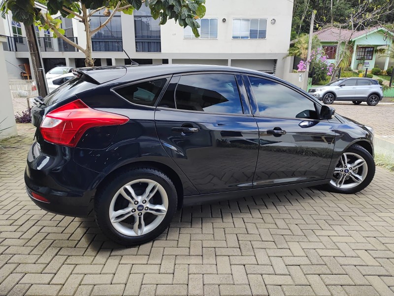 FOCUS 1.6 SE HATCH 16V FLEX 4P AUTOMÁTICO - 2014 - LAJEADO