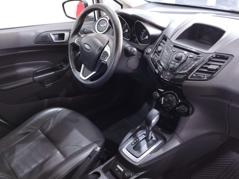 FIESTA 1.6 TITANIUM PLUS HATCH 16V FLEX 4P AUTOMÁTICO - 2017 - CAXIAS DO SUL
