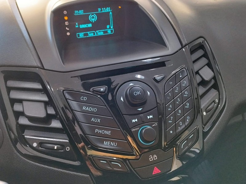 FIESTA 1.6 TITANIUM PLUS HATCH 16V FLEX 4P AUTOMÁTICO - 2017 - CAXIAS DO SUL
