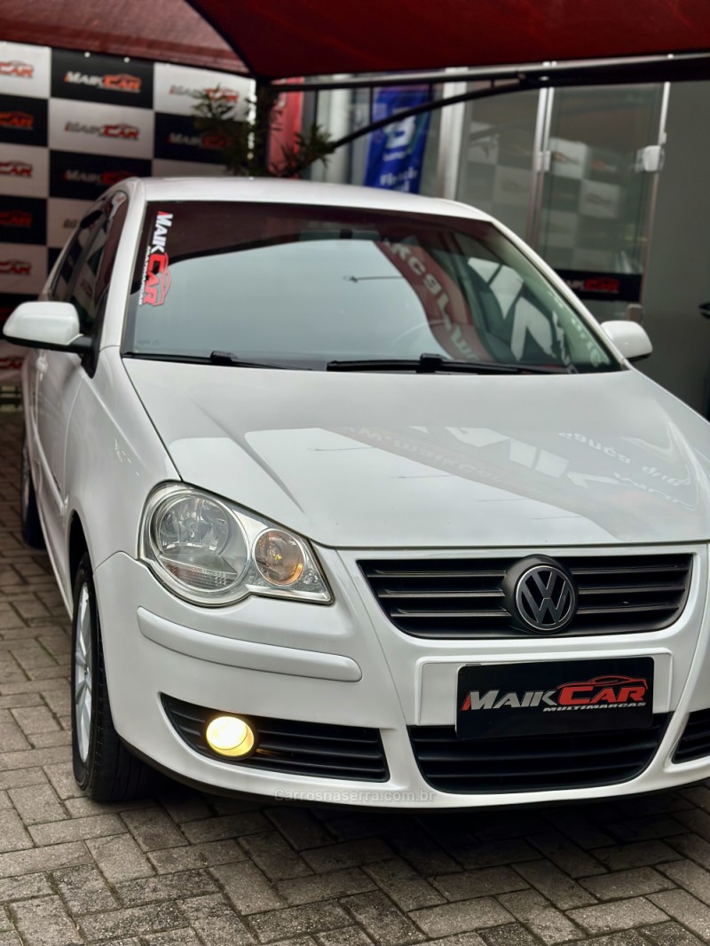 POLO SEDAN 1.6 MI COMFORTLINE 8V GASOLINA 4P MANUAL - 2012 - ESTâNCIA VELHA