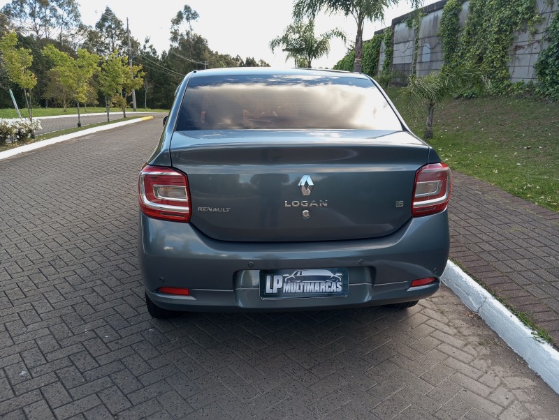 LOGAN 1.6 EXPRESSION 8V FLEX 4P MANUAL - 2016 - CAXIAS DO SUL
