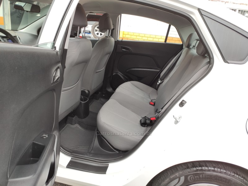 HB20S 1.0 COMFORT PLUS 12V FLEX 4P MANUAL - 2014 - VENâNCIO AIRES