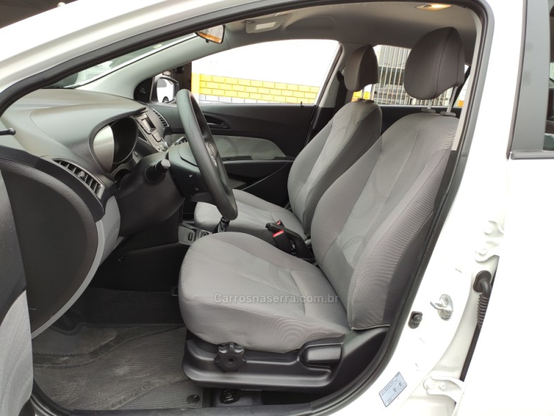 HB20S 1.0 COMFORT PLUS 12V FLEX 4P MANUAL - 2014 - VENâNCIO AIRES