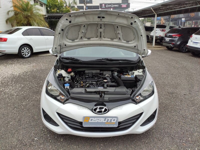 HB20S 1.0 COMFORT PLUS 12V FLEX 4P MANUAL - 2014 - VENâNCIO AIRES