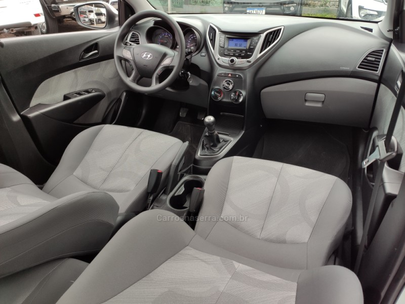 HB20S 1.0 COMFORT PLUS 12V FLEX 4P MANUAL - 2014 - VENâNCIO AIRES