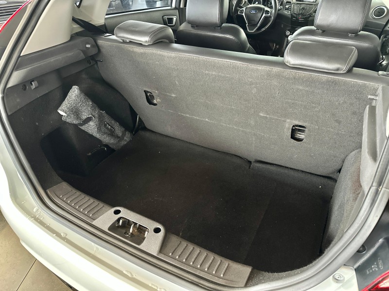 FIESTA 1.6 TITANIUM HATCH 16V FLEX 4P MANUAL - 2014 - CAXIAS DO SUL