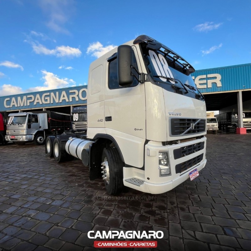 FH 440 6X4 - 2008 - VACARIA