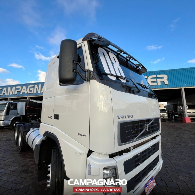 FH 440 6X4 - 2008 - VACARIA