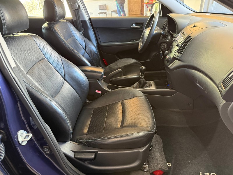 I30 2.0 MPI 16V GASOLINA 4P MANUAL - 2010 - FARROUPILHA