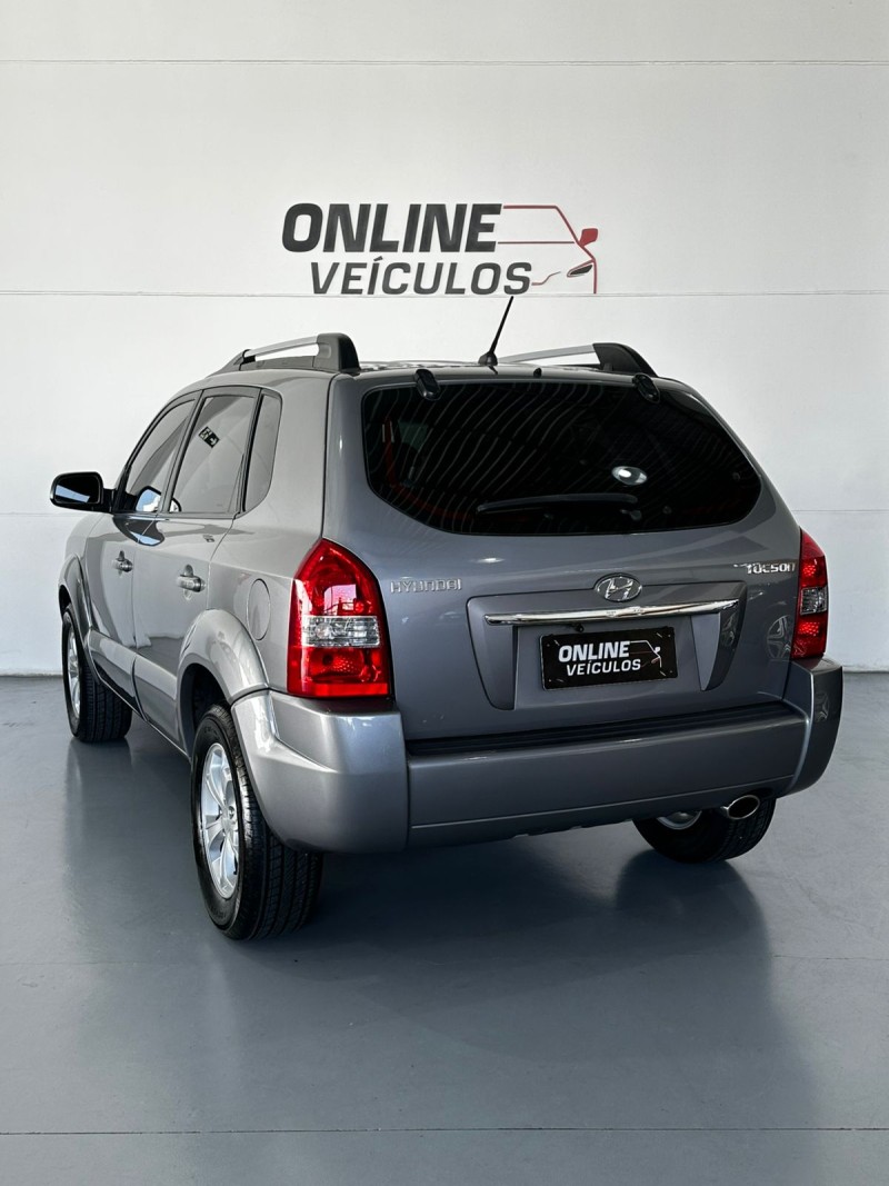 TUCSON 2.0 MPFI GLS 16V 143CV 2WD GASOLINA 4P AUTOMÁTICO - 2012 - FARROUPILHA