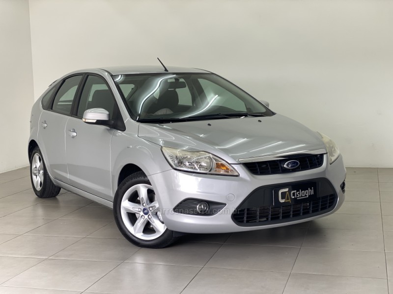 FOCUS 1.6 GLX 16V FLEX 4P MANUAL - 2013 - CARLOS BARBOSA