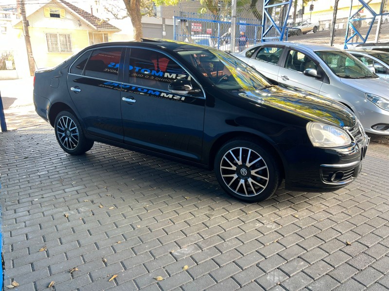 JETTA 2.5 I 20V 150CV GASOLINA 4P TIPTRONIC - 2007 - CAXIAS DO SUL