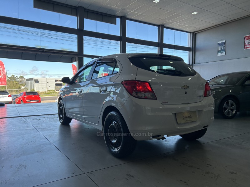 ONIX 1.0 MPFI LT 8V FLEX 4P MANUAL - 2015 - TAQUARA