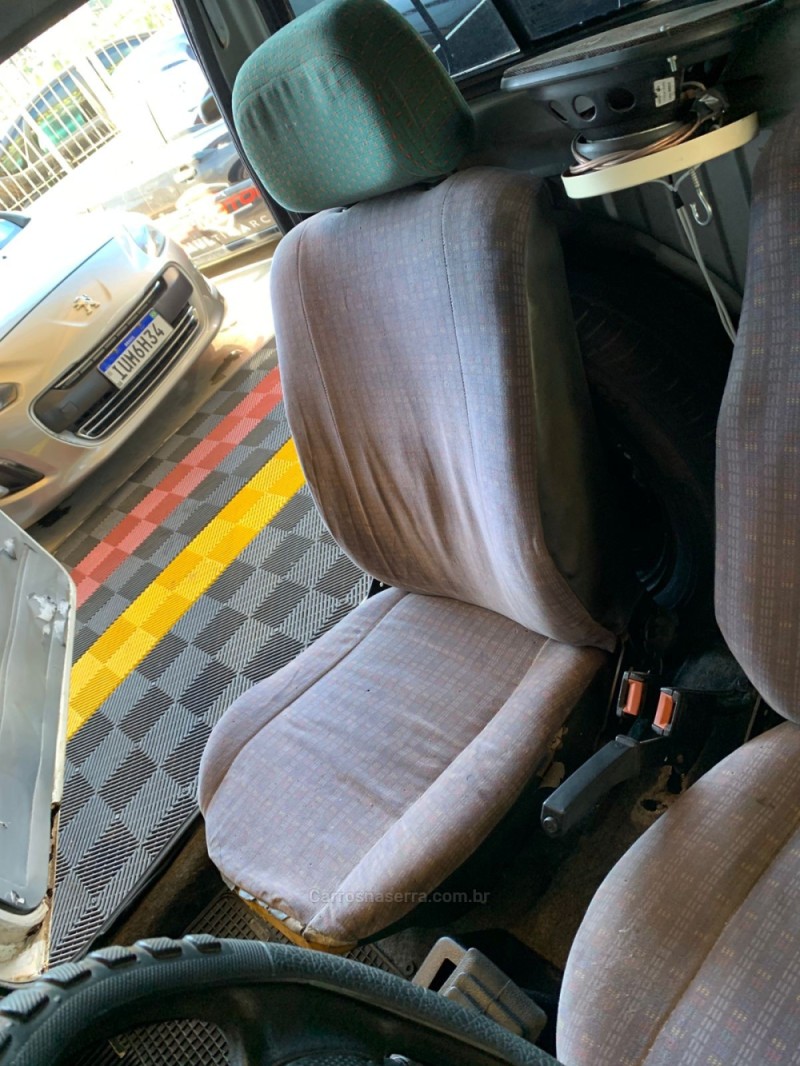 SAVEIRO 1.8 CL CS 8V ÁLCOOL 2P MANUAL - 1993 - CAXIAS DO SUL