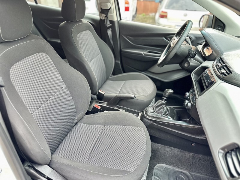 ONIX 1.0 JOY HATCH 8VFLEX 4P MANUAL - 2018 - CAMPO BOM