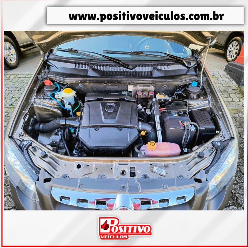 PALIO 1.8 MPI ADVENTURE WEEKEND 16V FLEX 4P MANUAL - 2014 - CAXIAS DO SUL