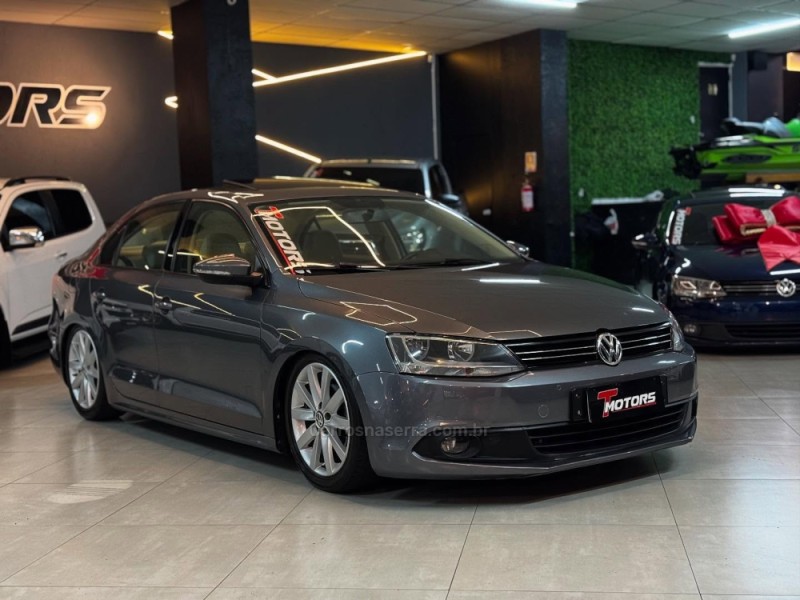 JETTA 2.0 COMFORTLINE FLEX 4P TIPTRONIC - 2012 - NOVO HAMBURGO