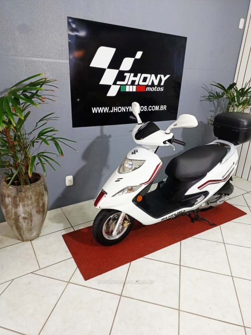 BURGMAN 125 AUTOMATIC - 2014 - CAXIAS DO SUL