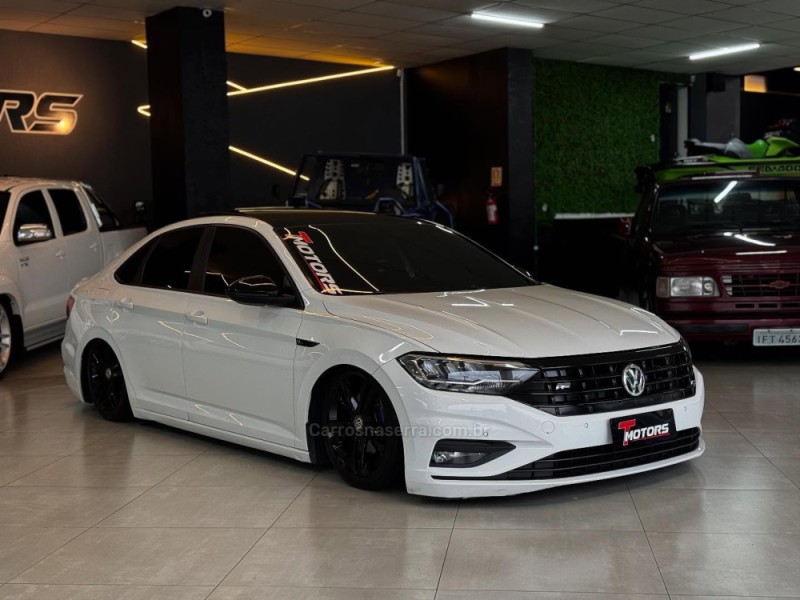 JETTA 1.4 R-LINE 250 16V TSI FLEX 4P AUTOMÁTICO - 2018 - NOVO HAMBURGO