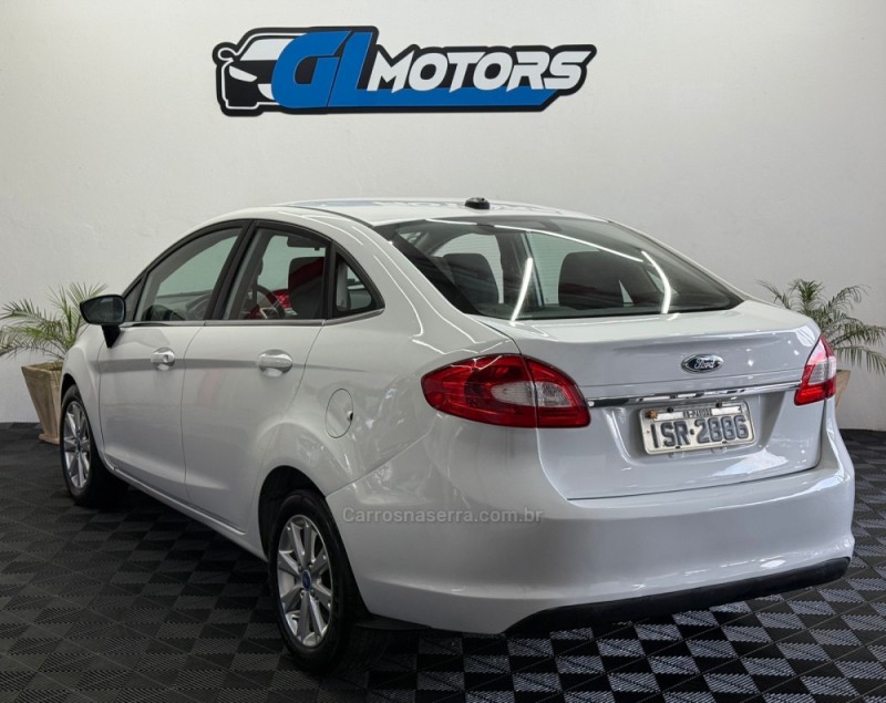 FIESTA 1.6 MPI SEDAN 8V FLEX 4P MANUAL - 2012 - NOVO HAMBURGO