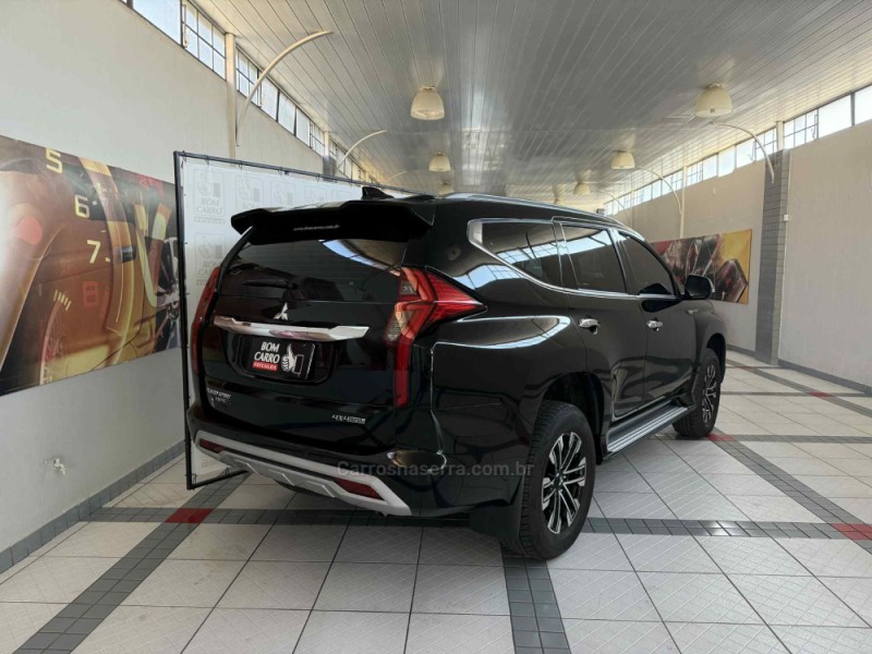 PAJERO SPORT 2.4 HPE-S 4X4 DIESEL 4P AUTOMÁTICO - 2024 - PORTO ALEGRE