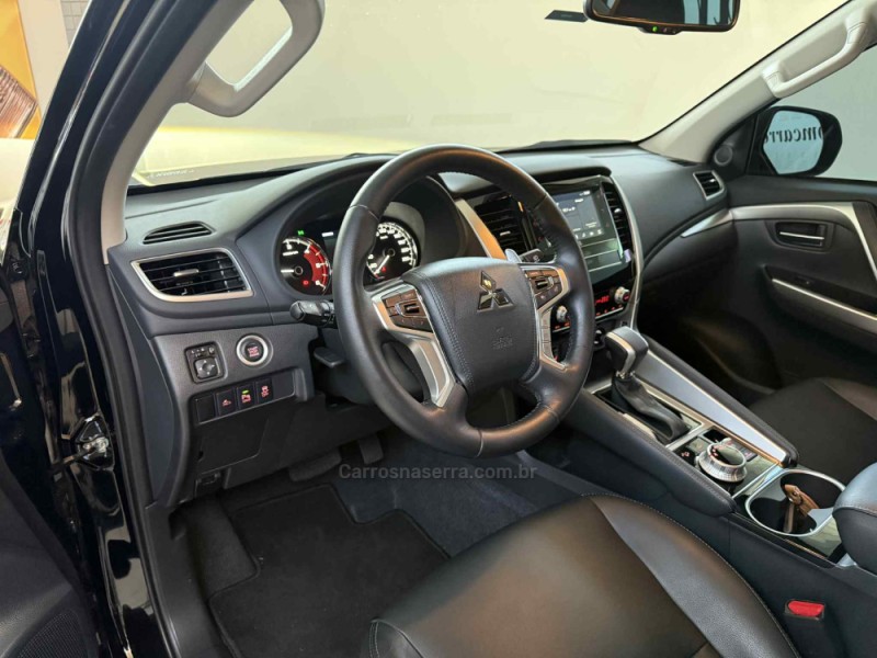 PAJERO SPORT 2.4 HPE-S 4X4 DIESEL 4P AUTOMÁTICO - 2024 - PORTO ALEGRE