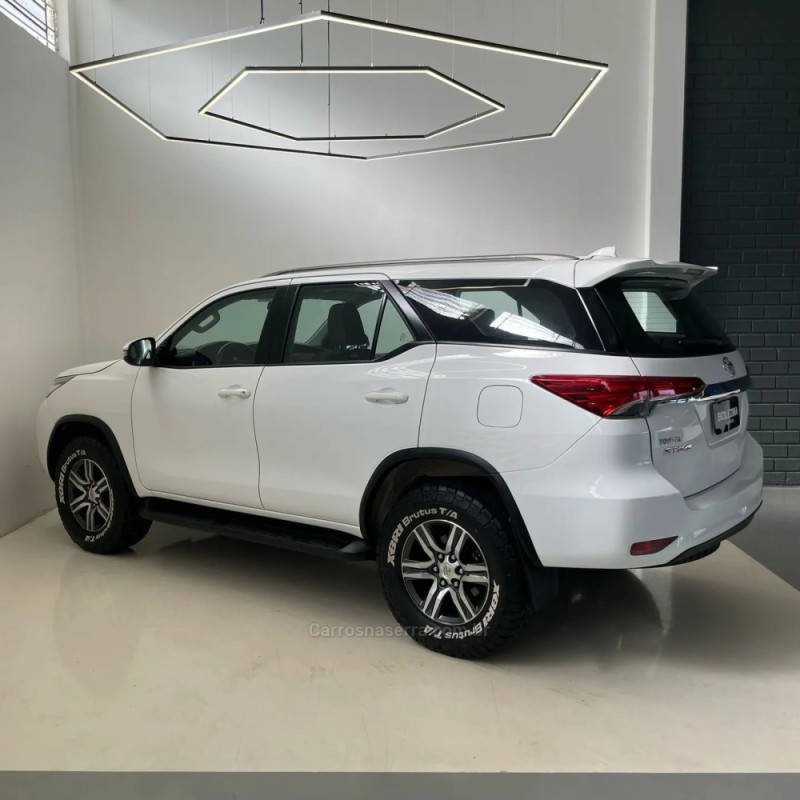 HILUX SW4 2.7 SR 4X2 16V GASOLINA 4P AUTOMÁTICO - 2018 - NOVO HAMBURGO
