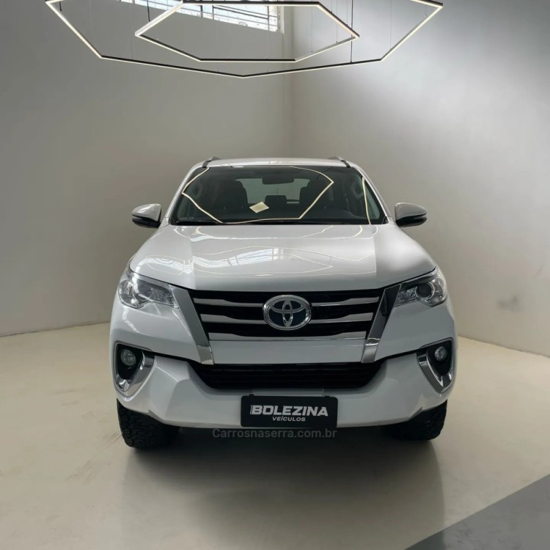 HILUX SW4 2.7 SR 4X2 16V GASOLINA 4P AUTOMÁTICO - 2018 - NOVO HAMBURGO
