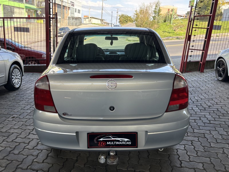 CORSA 1.0 MPFI 8V GASOLINA 4P MANUAL - 2004 - CAXIAS DO SUL