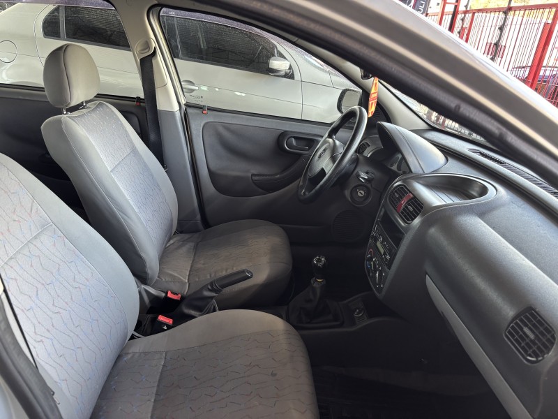CORSA 1.0 MPFI 8V GASOLINA 4P MANUAL - 2004 - CAXIAS DO SUL