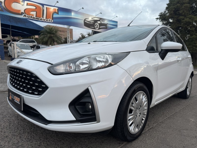 fiesta 1.6 se hatch 16v flex 4p manual 2018 dois irmaos