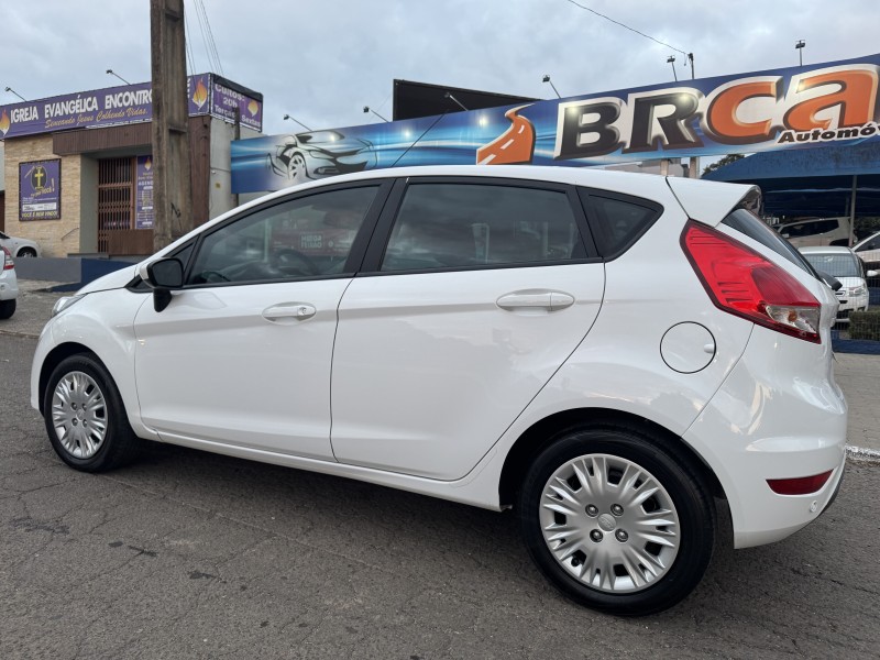 FIESTA 1.6 SE HATCH 16V FLEX 4P MANUAL - 2018 - DOIS IRMãOS