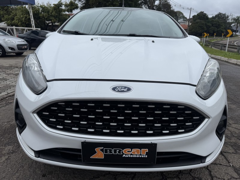FIESTA 1.6 SE HATCH 16V FLEX 4P MANUAL - 2018 - DOIS IRMãOS