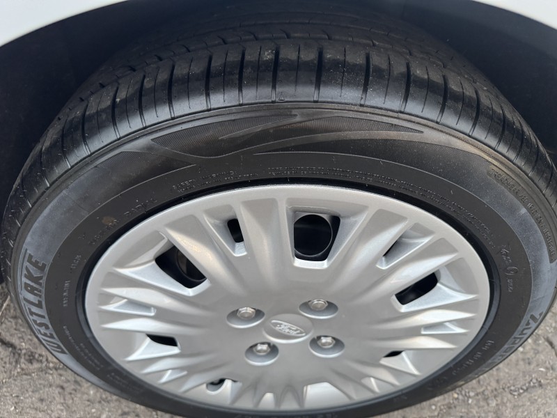 FIESTA 1.6 SE HATCH 16V FLEX 4P MANUAL - 2018 - DOIS IRMãOS
