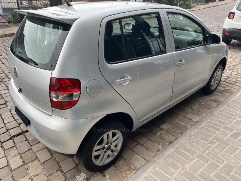FOX 1.0 MI TREND 8V FLEX 4P MANUAL - 2010 - VERANóPOLIS