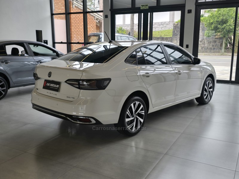 VIRTUS 1.0 200 TSI HIGHLINE AUTOMÁTICO - 2023 - BENTO GONçALVES